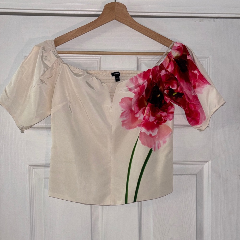 Express Floral Puff Sleeve Top